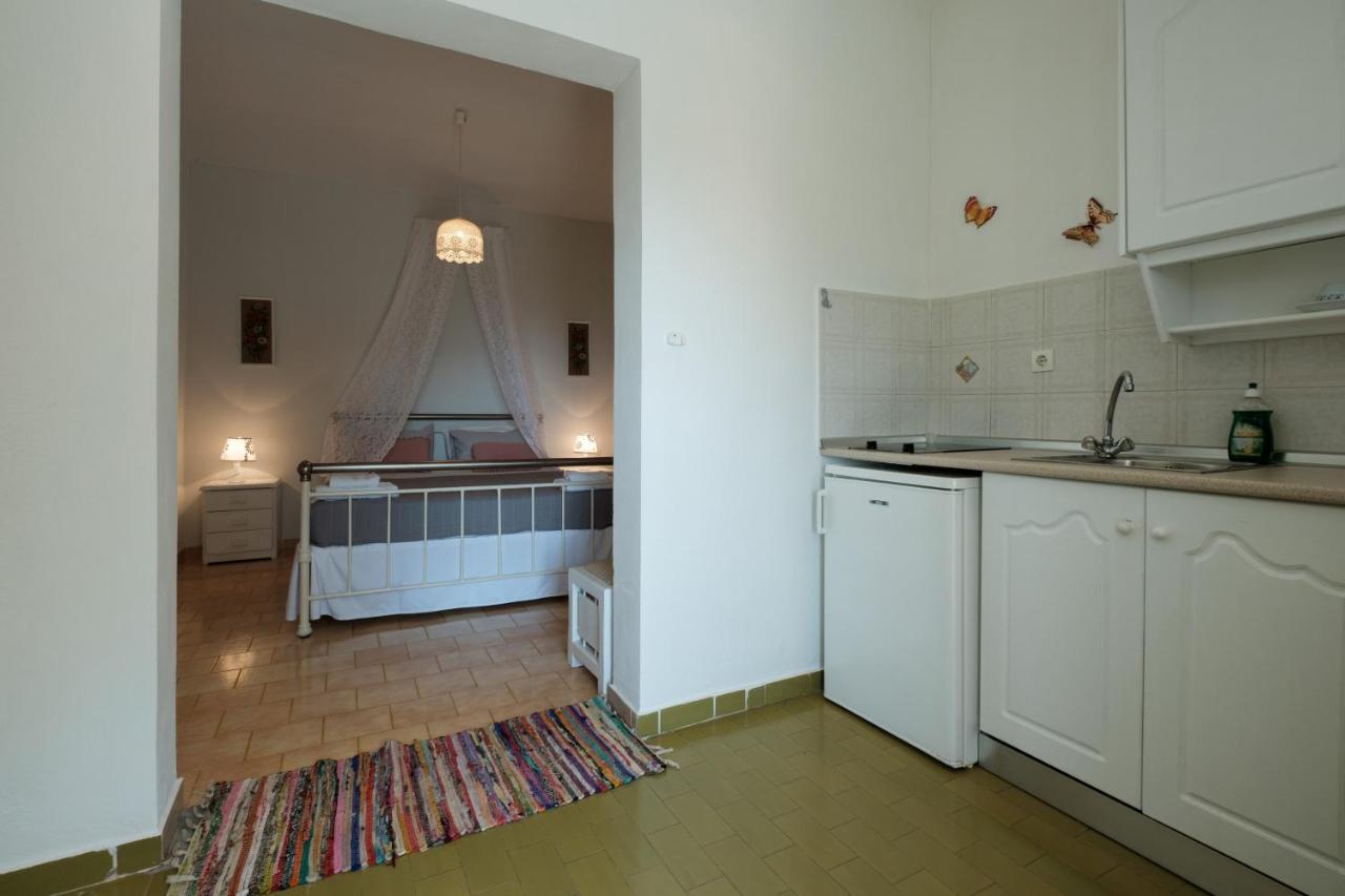 Eftyxia Apartments Paleokastritsa Buitenkant foto