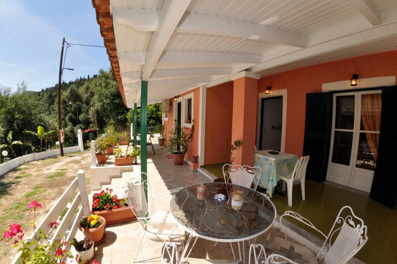 Eftyxia Apartments Paleokastritsa Buitenkant foto